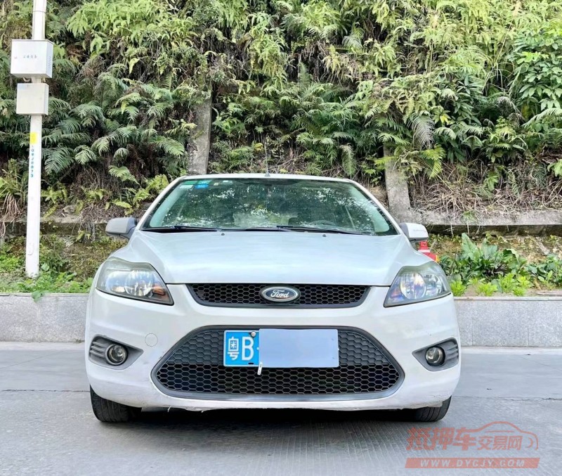 广州14年福特福克斯1