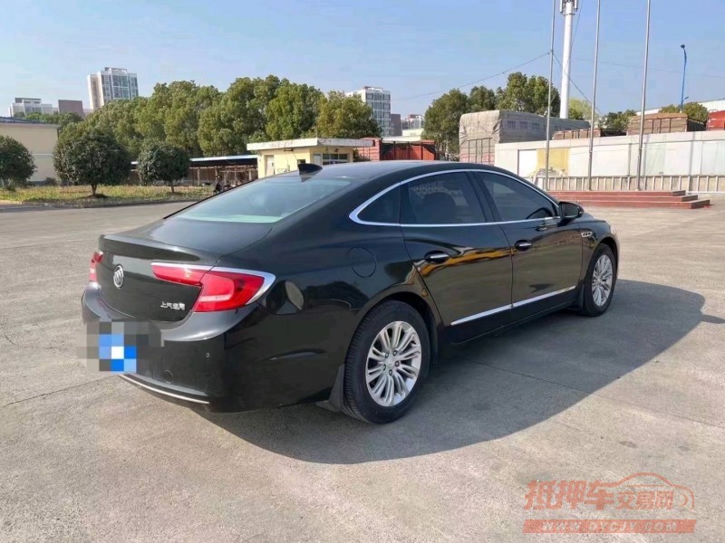 宜昌18年别克君越9