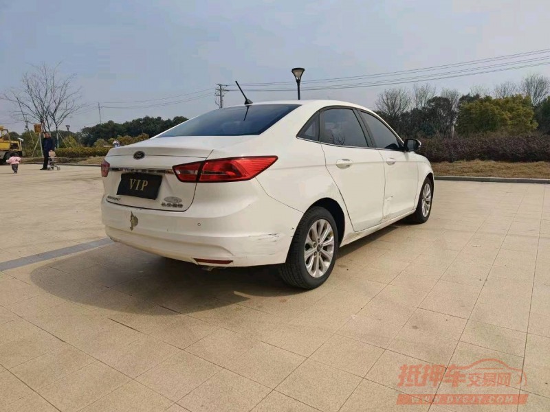 徐州17年福特福睿斯1