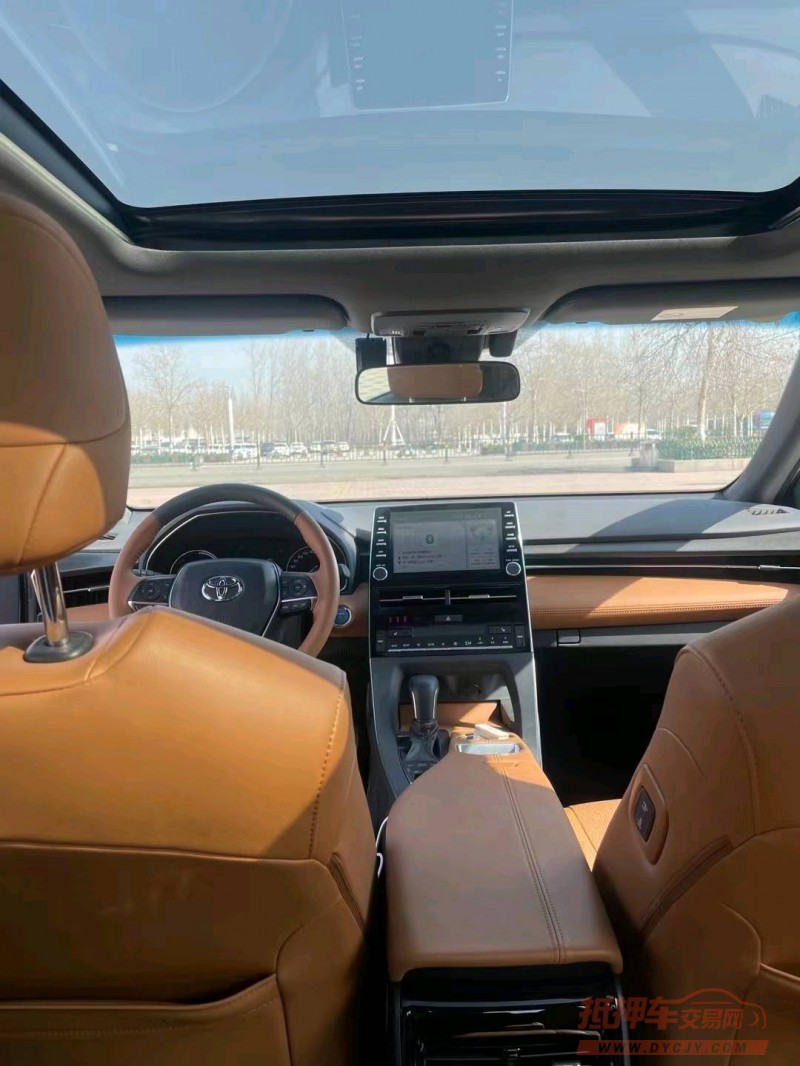 北京21年丰田亚洲龙5