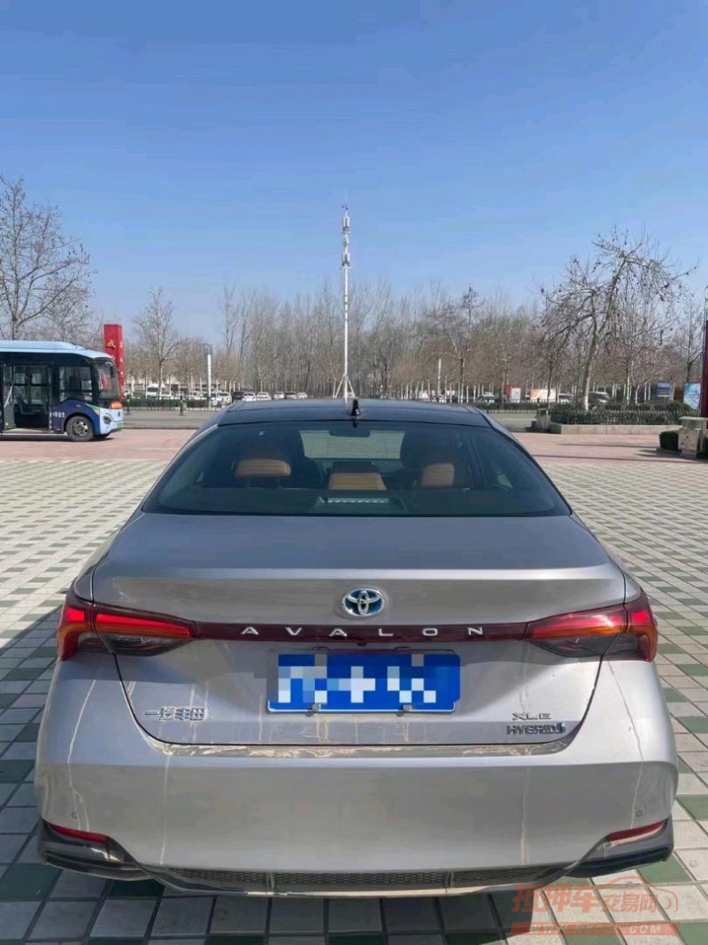 北京21年丰田亚洲龙1