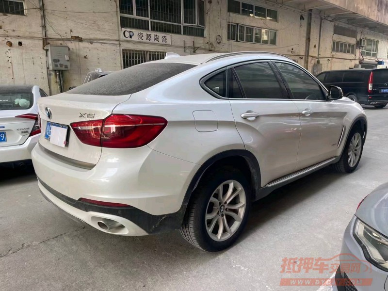 广州17年宝马X68