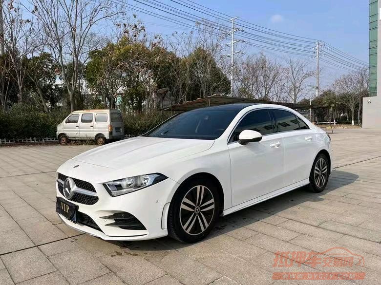 盐城19年奔驰A3