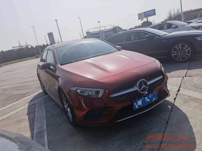 苏州19年奔驰A8