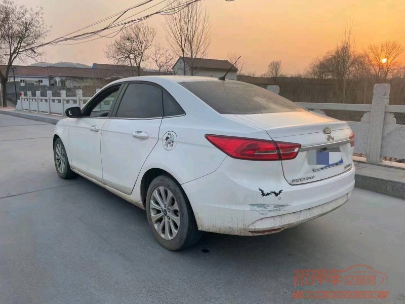 青岛16年福特福睿斯8