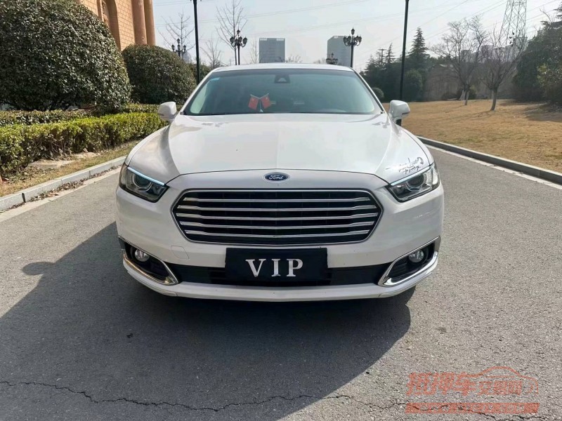 徐州17年福特金牛座1