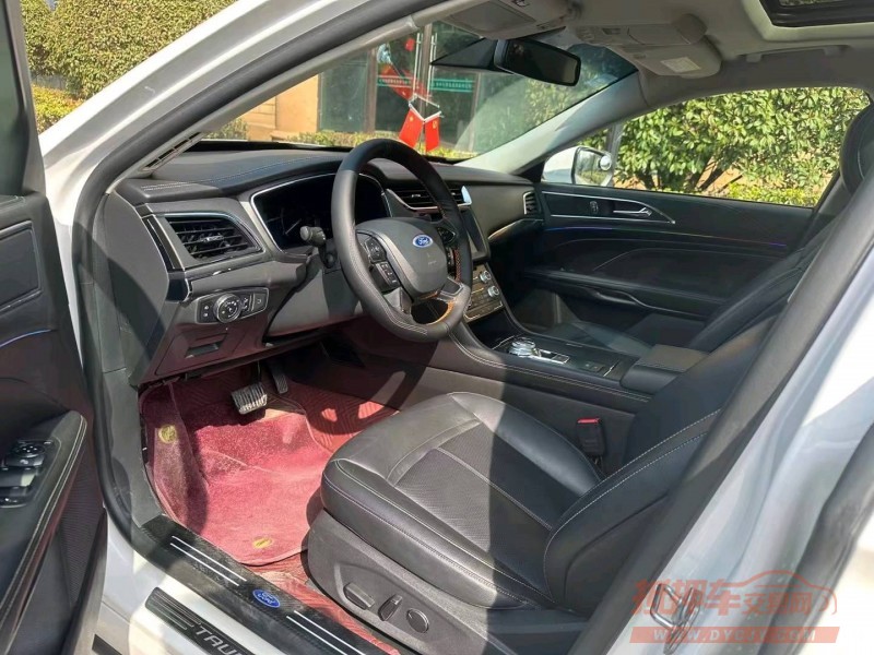 徐州17年福特金牛座5