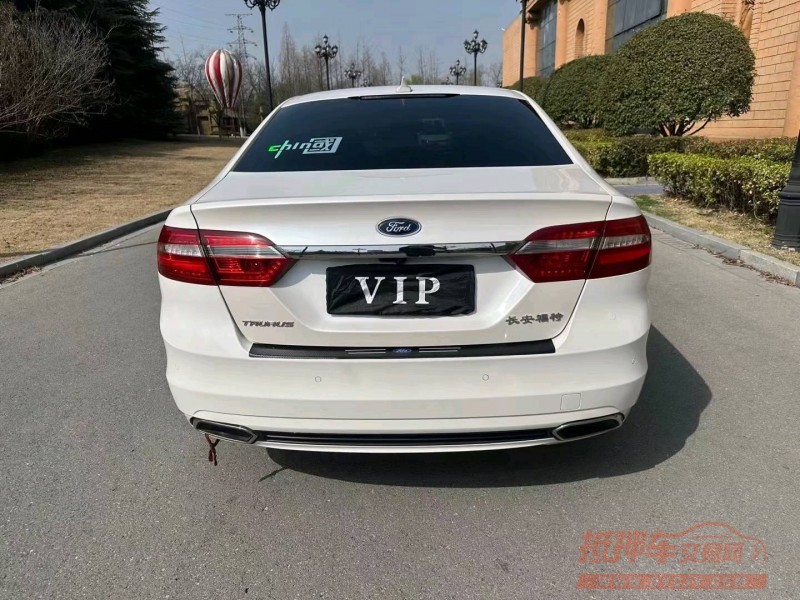 徐州17年福特金牛座8