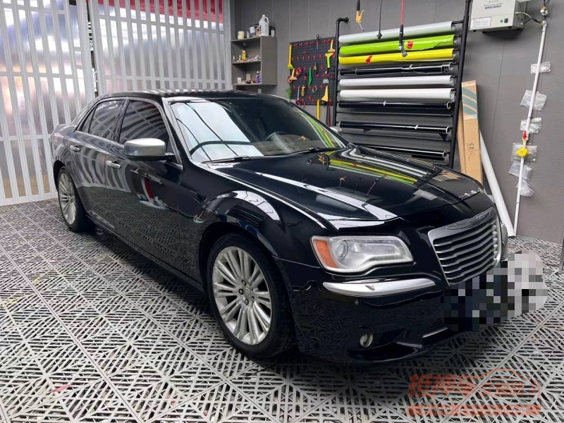 枣庄14年克莱斯勒300C2