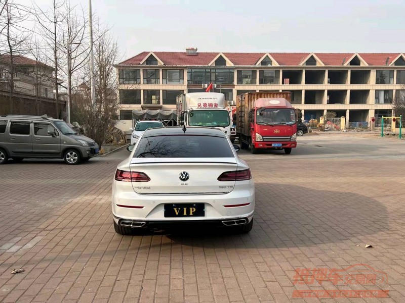 青岛22年大众CC6