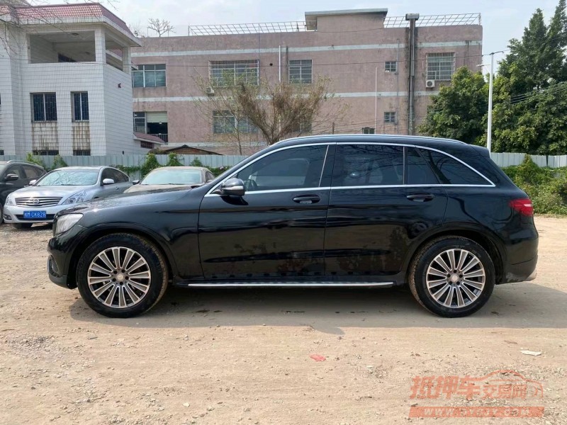 广州16年奔驰GLC3