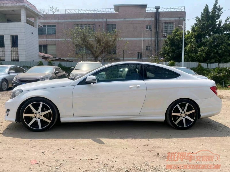 广州14年奔驰C6