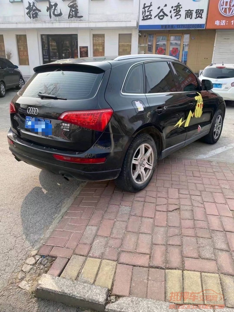 济南10年奥迪Q56