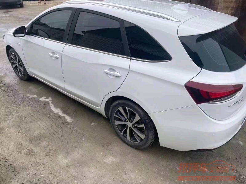 济南19年别克阅朗4