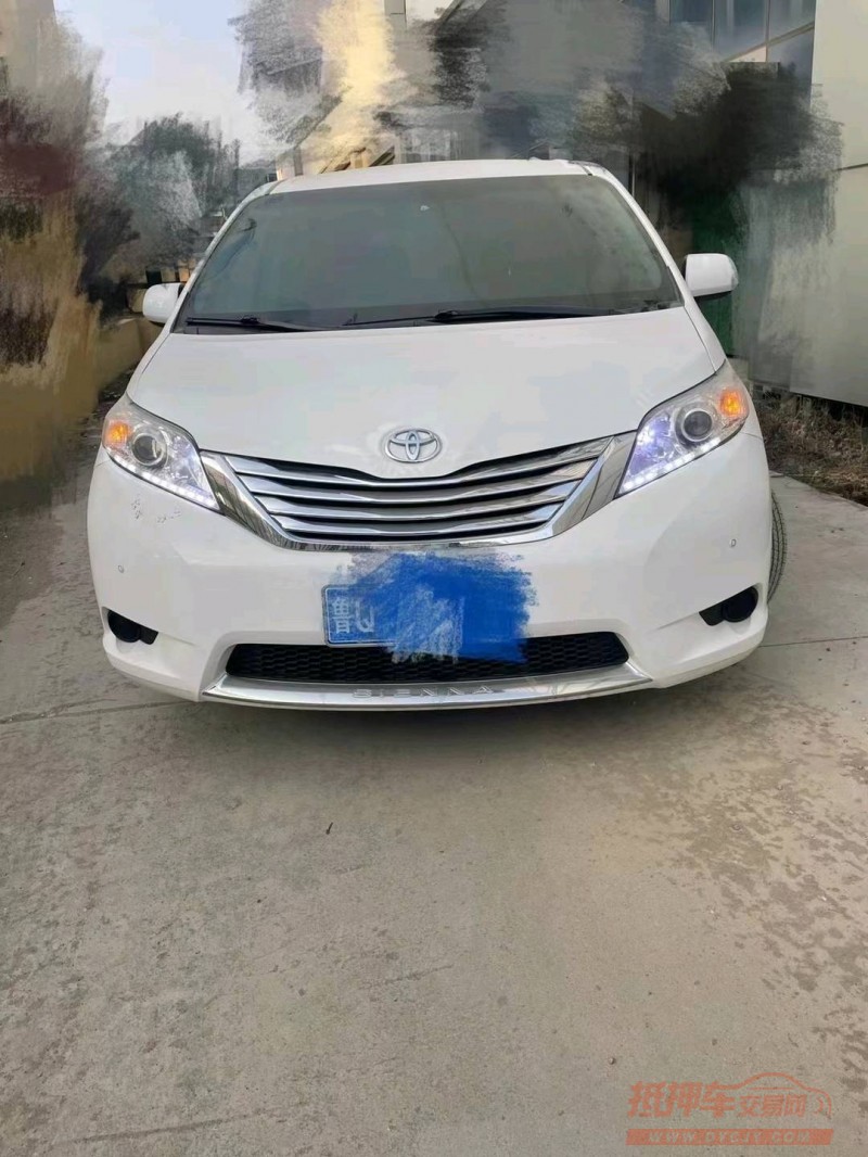 济南15年丰田塞纳1
