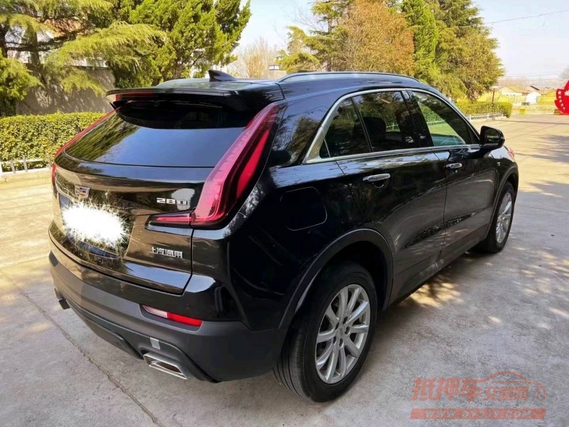 枣庄20年凯迪拉克XT44