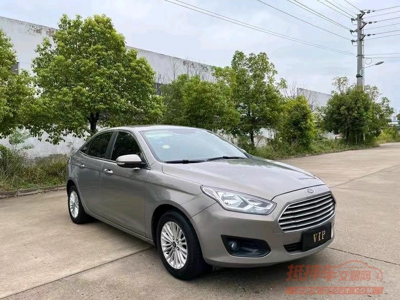 盐城17年福特福睿斯2