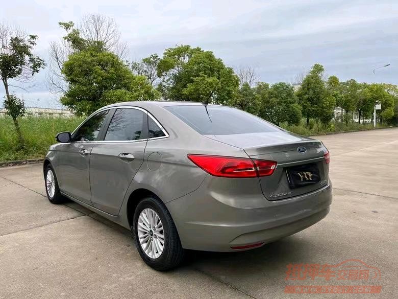 盐城17年福特福睿斯9