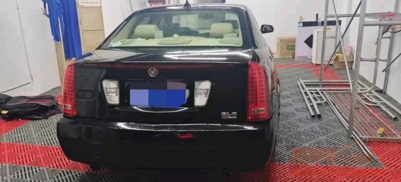 济宁11年凯迪拉克赛威7