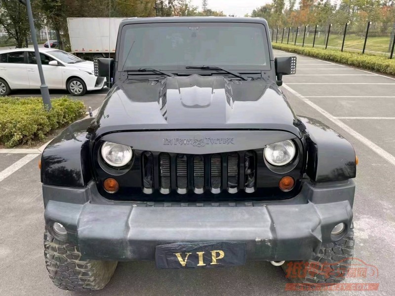 济宁13年Jeep牧马人8