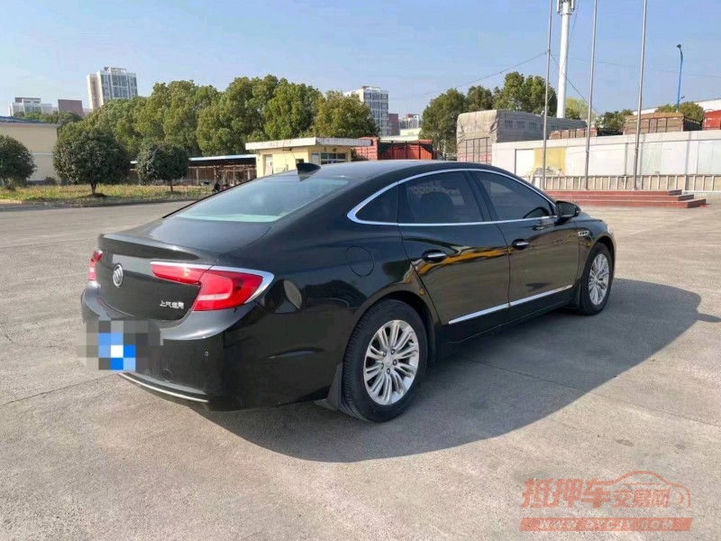 宜昌18年别克君越3