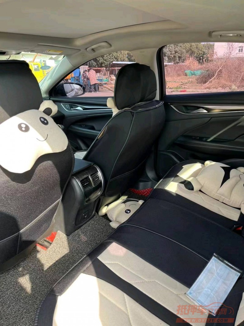 宜昌18年别克君越9