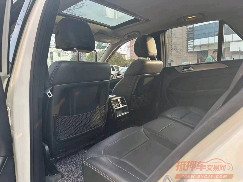 嘉兴14年奔驰ML3