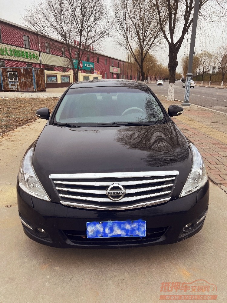 唐山09年日產天籟1