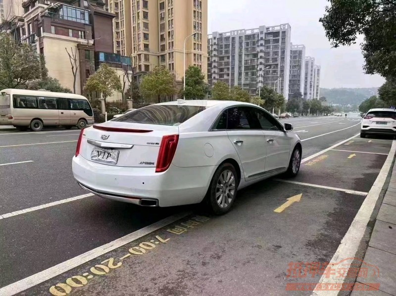衡阳17年凯迪拉克XTS3