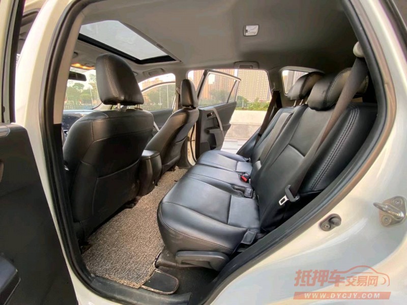 东莞17年丰田RAV48