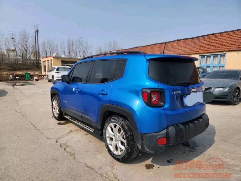 枣庄17年Jeep自由侠5