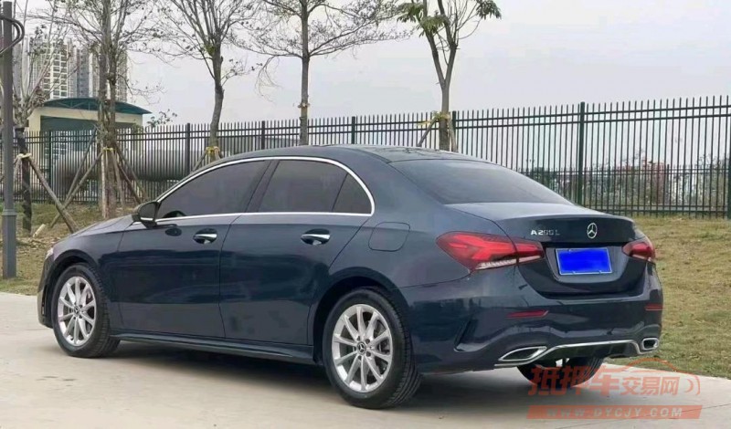 淮南19年奔驰A8