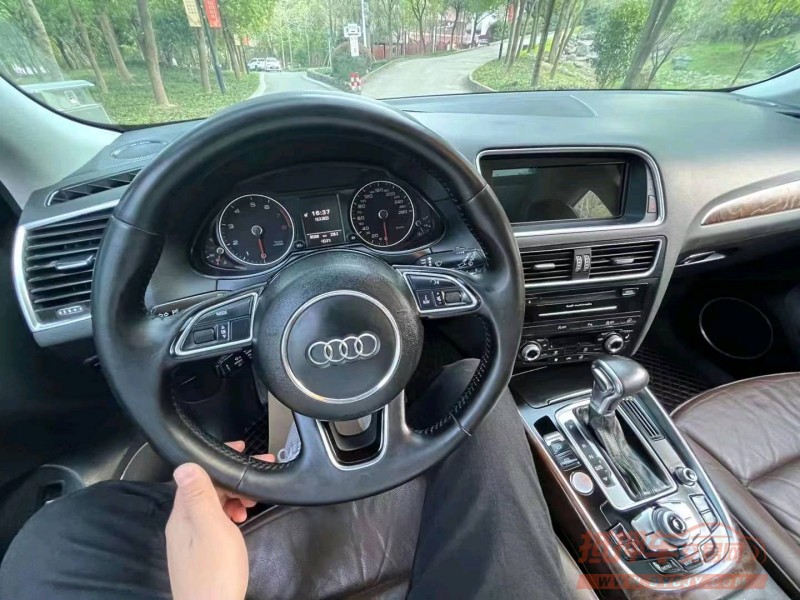 嘉兴14年奥迪Q54