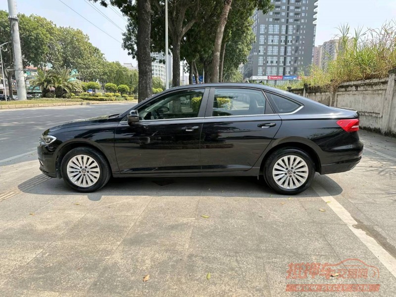 东莞20年大众朗逸7
