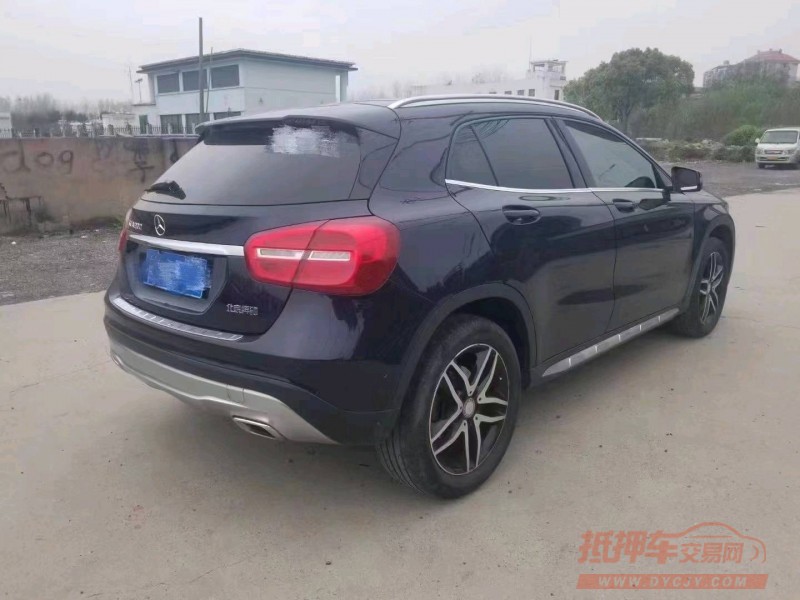 枣庄16年奔驰GLA7