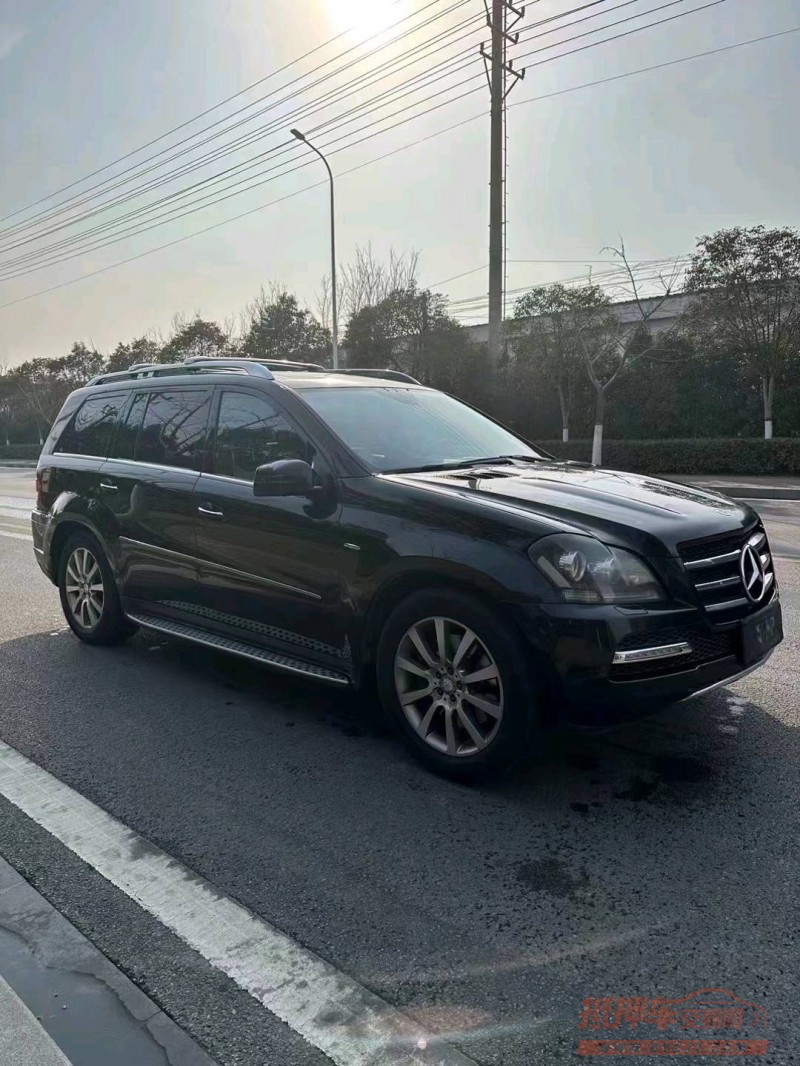 常州12年奔驰GL3