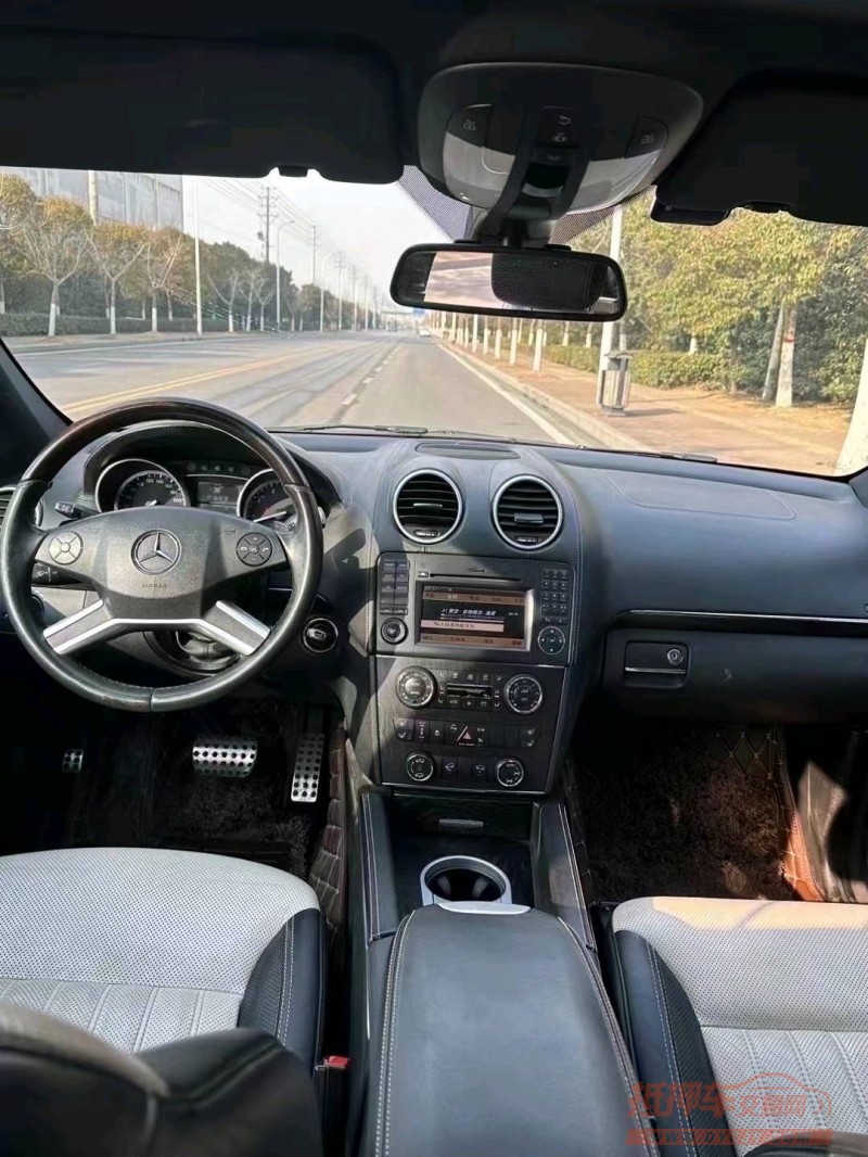 常州12年奔驰GL4