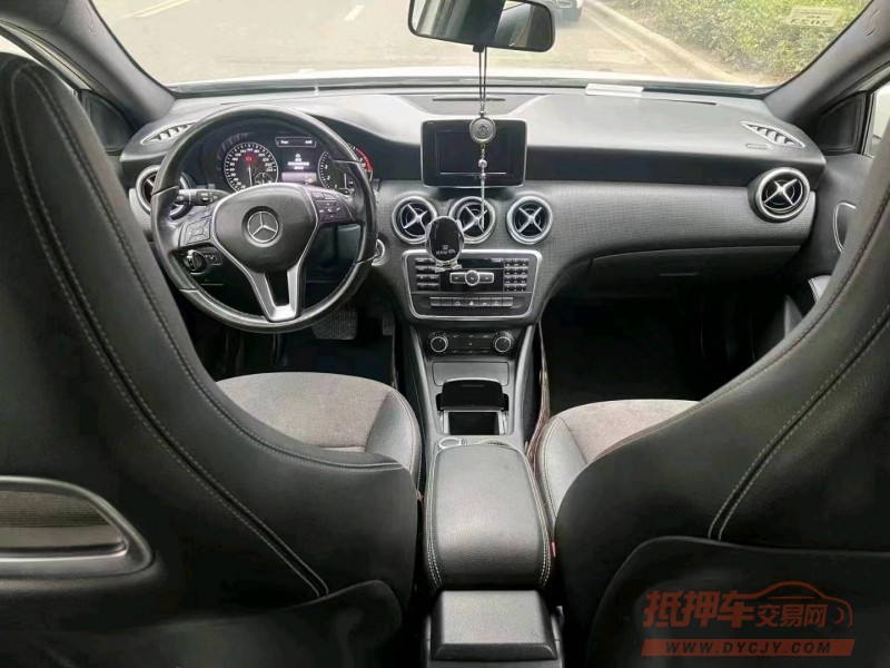 衡阳15年奔驰A2