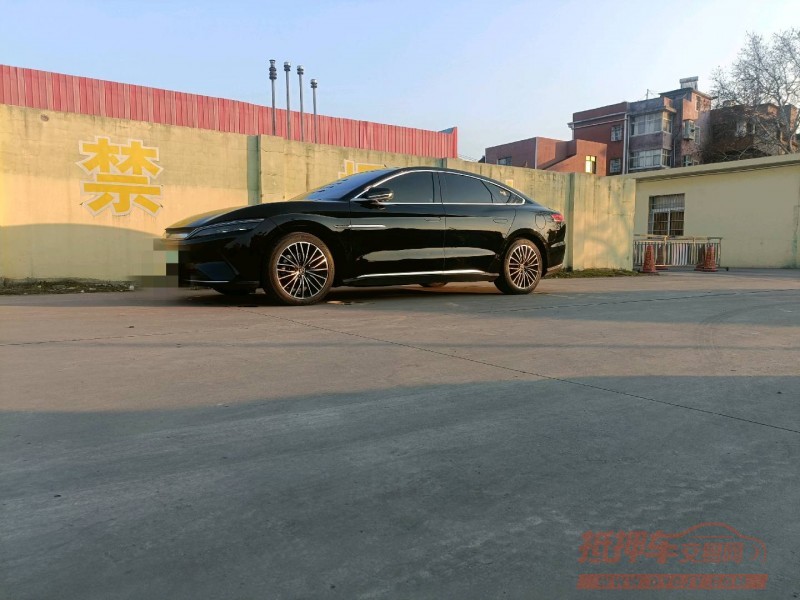 武汉21年比亚迪汉EV6