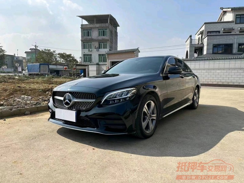梧州21年奔驰C9