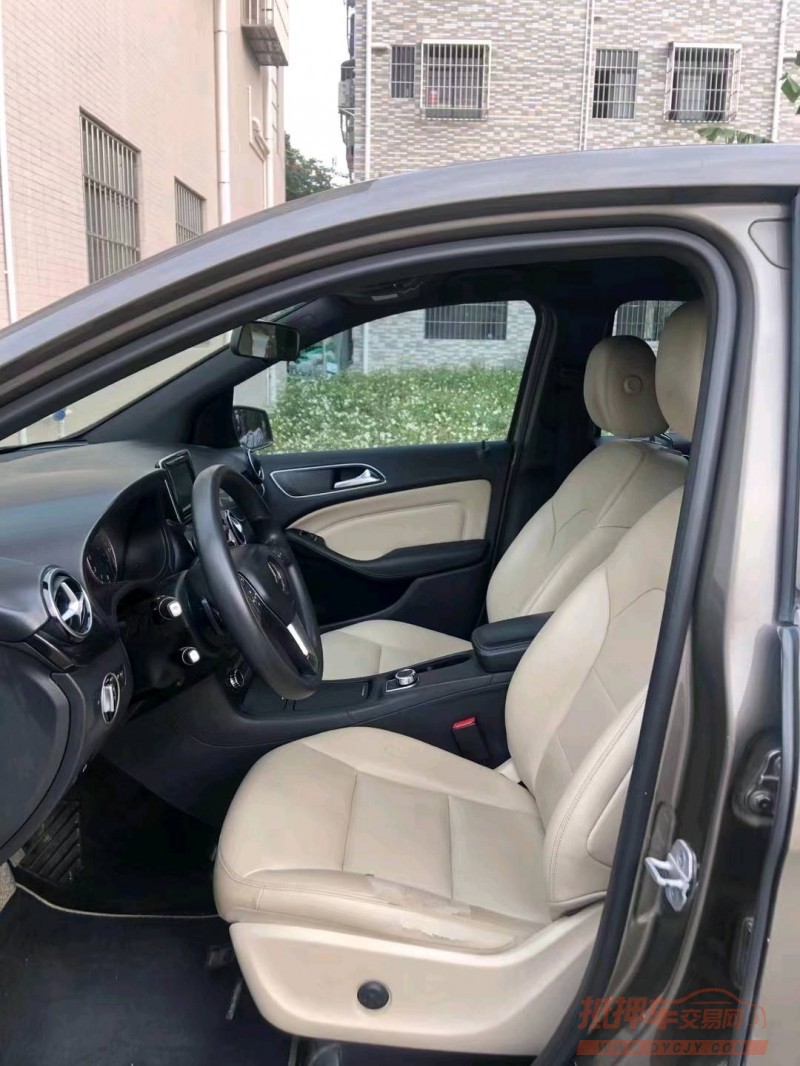 珠海13年奔驰B7