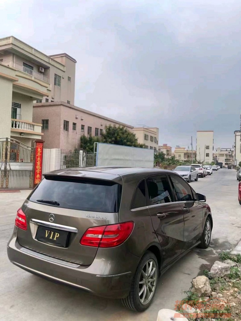 广州13年奔驰B7