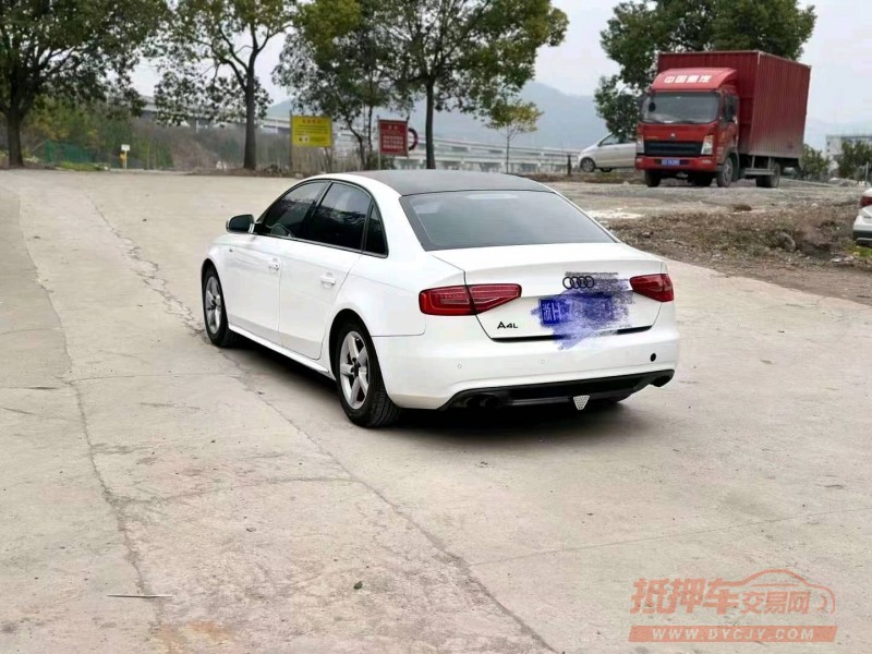 嘉兴13年奥迪A4L7