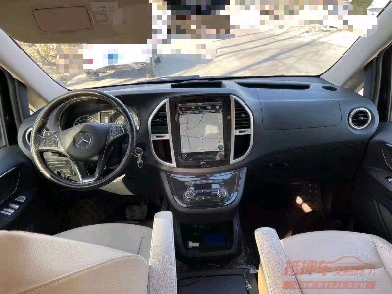 临沂17年奔驰威霆4