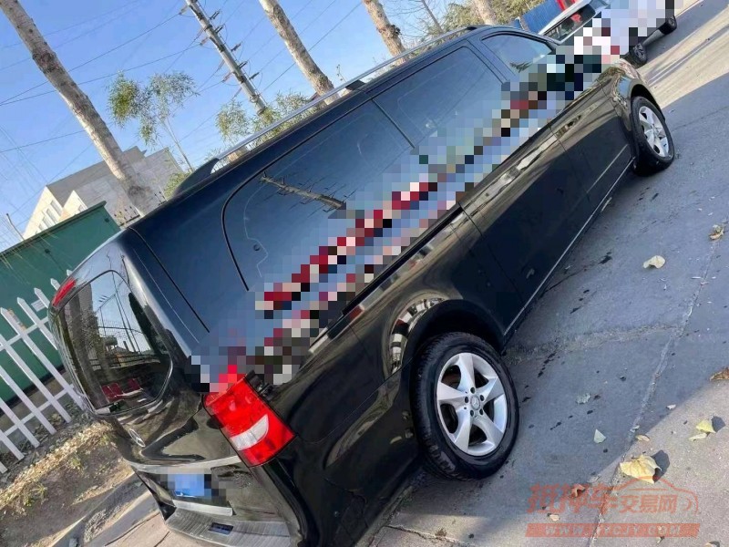 临沂17年奔驰威霆2