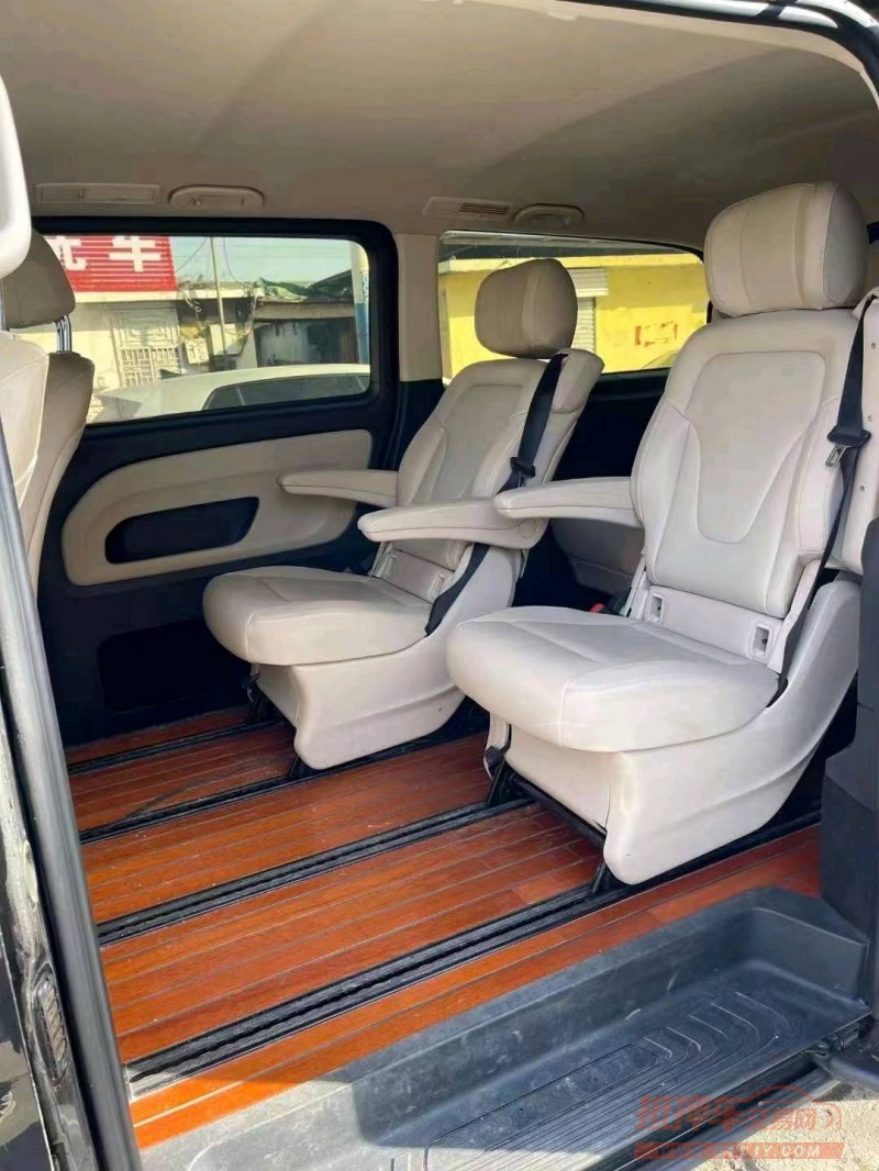 临沂17年奔驰威霆3