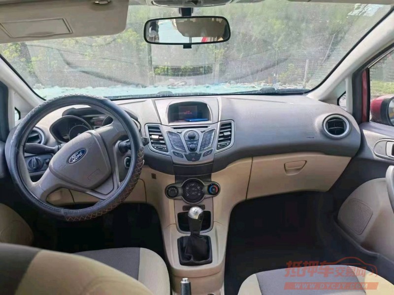 临沂12年福特嘉年华4