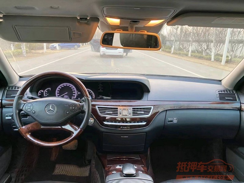 徐州11年奔驰S4