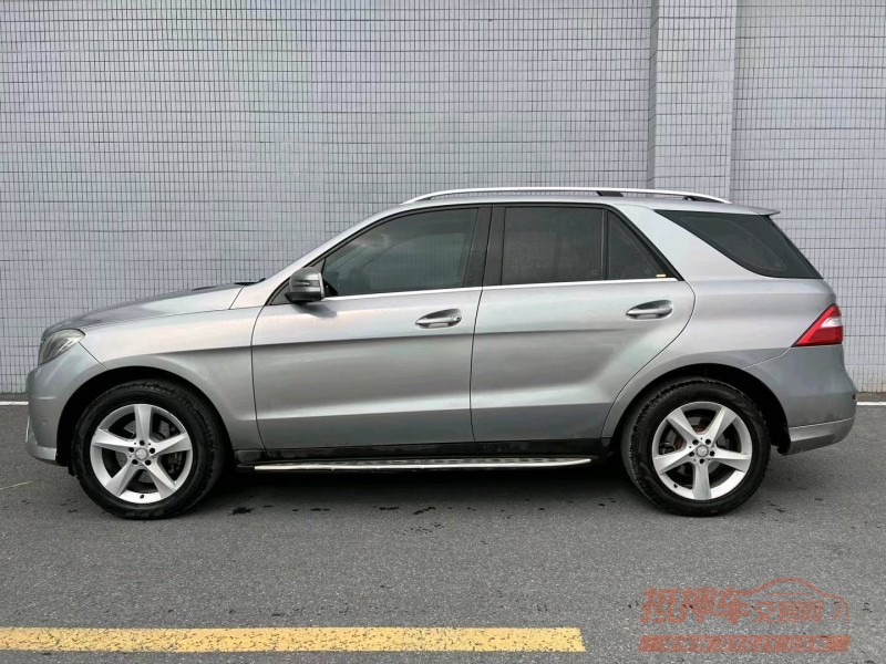 广州13年奔驰ML4