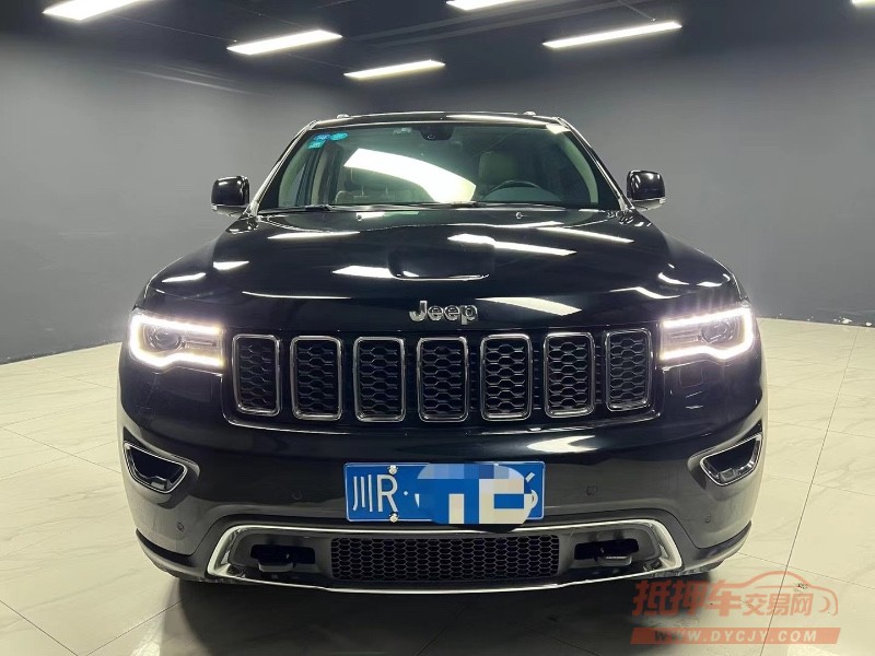 成都19年Jeep大切诺基1